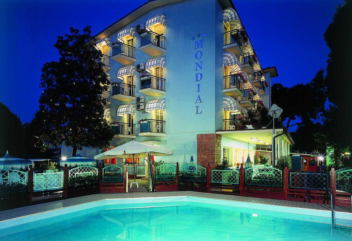 Mondial Hotel Cervia Exterior photo