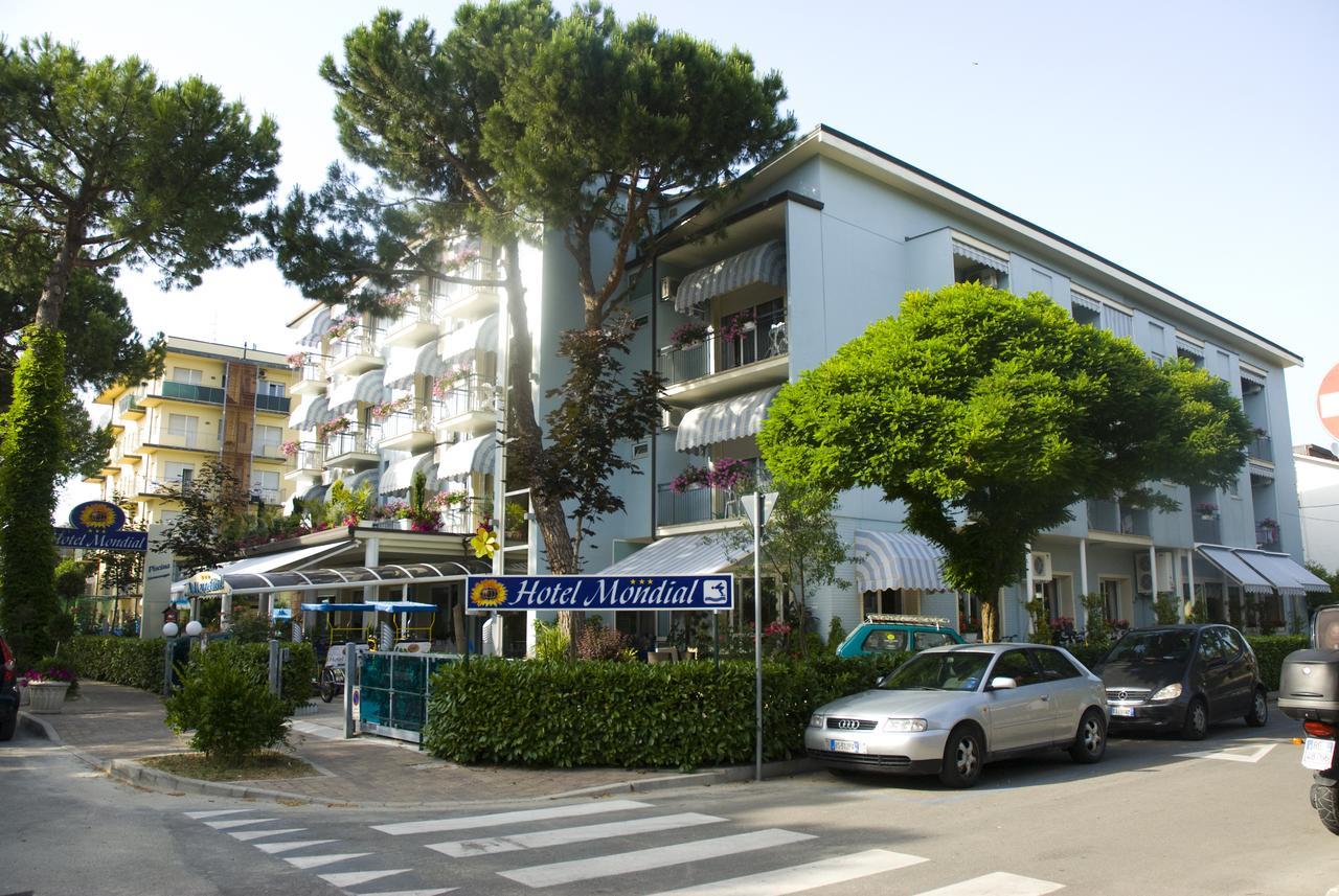 Mondial Hotel Cervia Exterior photo